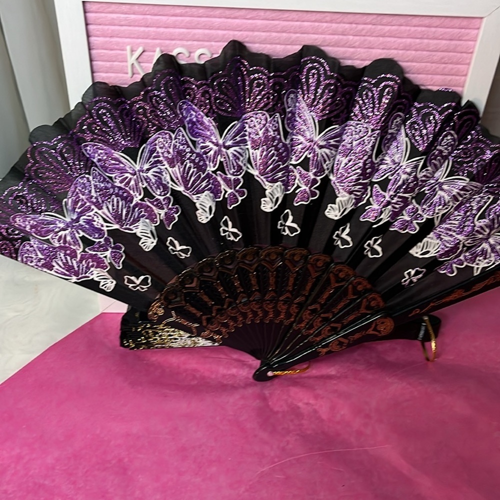 Beautiful 18” Butterflies Fans! - Picture 3 of 7